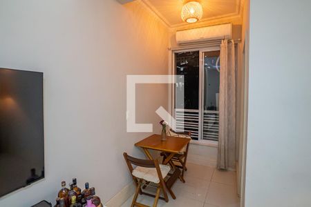 Apartamento à venda com 65m², 1 quarto e sem vaga Apartamento à venda com 65m², 1 quarto e sem vagaSala
