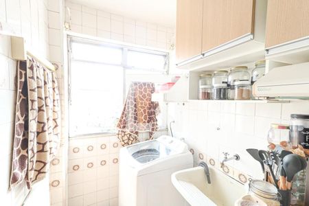 Apartamento à venda com 59m², 2 quartos e 1 vagaÁrea de Serviço