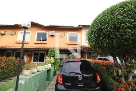 Casa de condomínio à venda com 83m², 3 quartos e 1 vagaFachada Casa