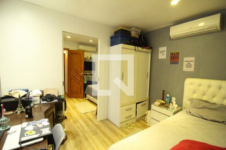 Casa de condomínio à venda com 83m², 3 quartos e 1 vagaQuarto 2