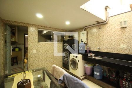 Casa de condomínio à venda com 83m², 3 quartos e 1 vagaArea de Serviço / Gourmet