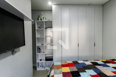 Apartamento à venda com 86m², 2 quartos e 1 vagaSuíte - armários