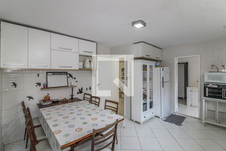 Casa de condomínio à venda com 360m², 3 quartos e 3 vagasCozinha