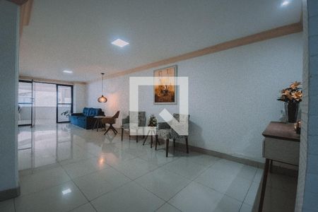 Apartamento para alugar com 100m², 2 quartos e 1 vaga Apartamento para alugar com 100m², 2 quartos e 1 vagaHall