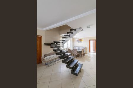 Sala de casa à venda com 3 quartos, 150m² em Vila Granada, São Paulo