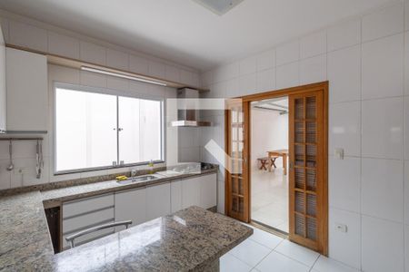 Casa à venda com 150m², 3 quartos e 2 vagasCozinha