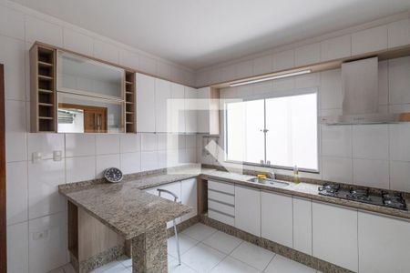 Casa à venda com 150m², 3 quartos e 2 vagasCozinha