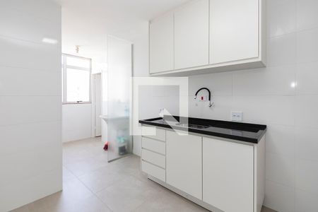 Apartamento para alugar com 96m², 3 quartos e 1 vaga Apartamento para alugar com 96m², 3 quartos e 1 vagaCozinha
