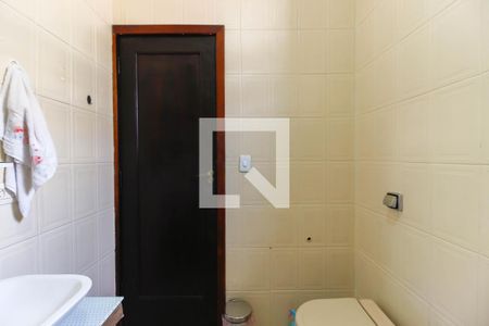 Casa à venda com 106m², 2 quartos e sem vaga Casa à venda com 106m², 2 quartos e sem vagaBanheiro