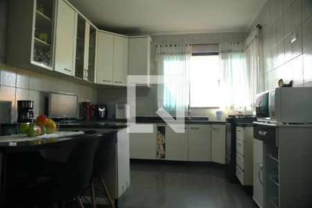 Casa à venda com 200m², 3 quartos e 4 vagasCozinha