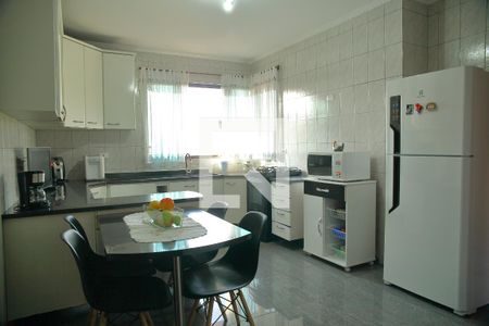 Casa à venda com 200m², 3 quartos e 4 vagasCozinha