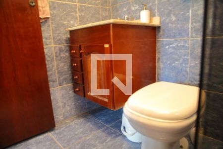 Casa à venda com 200m², 3 quartos e 4 vagasBanheiro 1