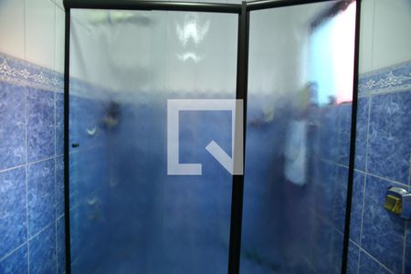 Casa à venda com 200m², 3 quartos e 4 vagasBanheiro do Quarto 1