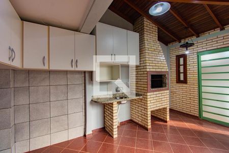 Casa de condomínio à venda com 109m², 3 quartos e 3 vagasÁrea Gourmet
