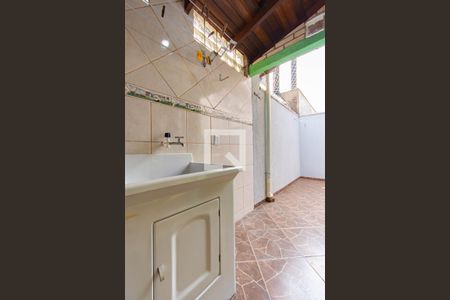 Casa de condomínio à venda com 109m², 3 quartos e 3 vagasÁrea de Serviço