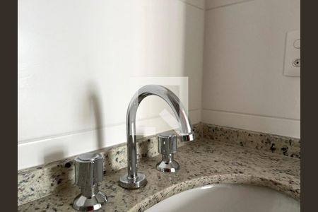 Apartamento para alugar com 48m², 2 quartos e sem vaga Apartamento para alugar com 48m², 2 quartos e sem vagaBanheiro Corredor