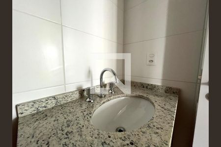 Apartamento para alugar com 48m², 2 quartos e sem vaga Apartamento para alugar com 48m², 2 quartos e sem vagaBanheiro Corredor