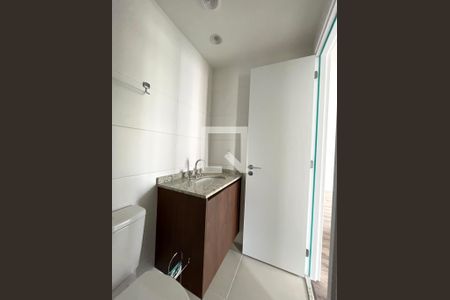 Apartamento para alugar com 48m², 2 quartos e sem vaga Apartamento para alugar com 48m², 2 quartos e sem vagaBanheiro Corredor