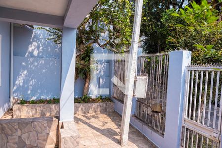 Casa à venda com 215m², 2 quartos e 4 vagasVaranda