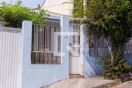 Casa à venda com 215m², 2 quartos e 4 vagasFachada