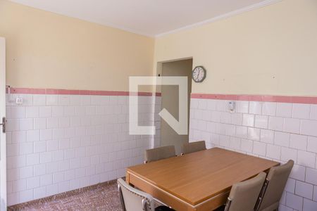 Casa à venda com 215m², 2 quartos e 4 vagasCozinha