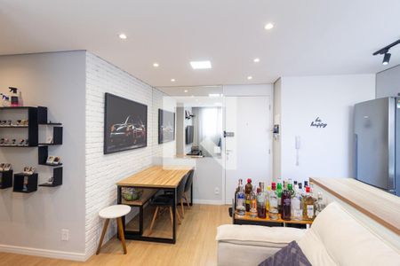 Apartamento à venda com 44m², 2 quartos e 1 vaga Apartamento à venda com 44m², 2 quartos e 1 vagaSala