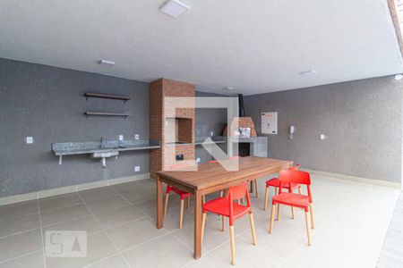 Apartamento à venda com 44m², 2 quartos e 1 vaga Apartamento à venda com 44m², 2 quartos e 1 vagaÁrea comum - Churrasqueira