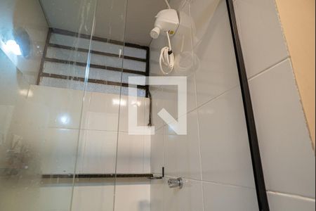 Banheiro de kitnet/studio para alugar com 1 quarto, 40m² em Consolação, São Paulo