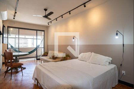 Sala de kitnet/studio para alugar com 1 quarto, 40m² em Consolação, São Paulo