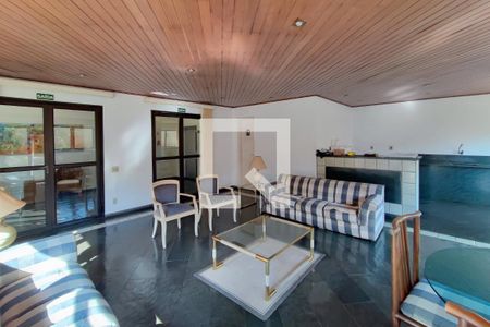 Apartamento à venda com 74m², 1 quarto e 1 vaga Apartamento à venda com 74m², 1 quarto e 1 vagaHall Social