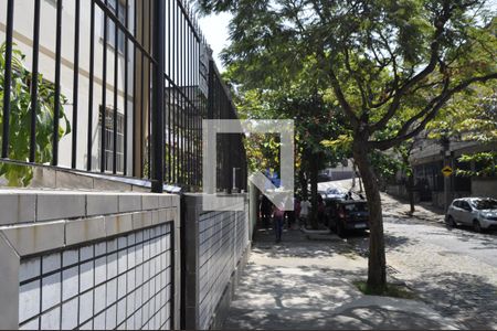 Apartamento à venda com 60m², 2 quartos e sem vagaFachada