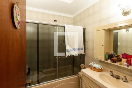 Casa à venda com 300m², 3 quartos e 10 vagasBanheiro da Suíte