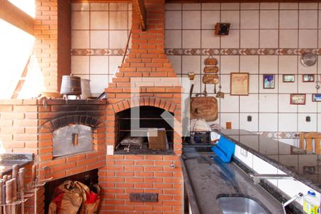 Casa à venda com 300m², 3 quartos e 10 vagasChurrasqueira