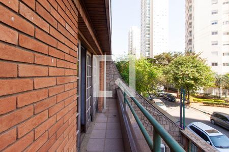 Varanda Sala de casa à venda com 3 quartos, 300m² em Jardim Avelino, São Paulo