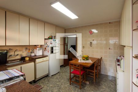 Casa à venda com 300m², 3 quartos e 10 vagasCozinha