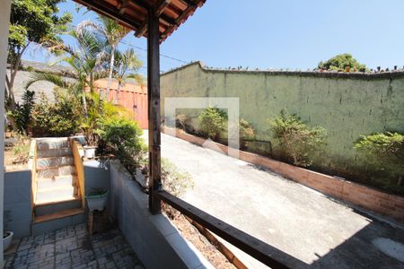 Casa à venda com 113m², 3 quartos e 4 vagasQuintal
