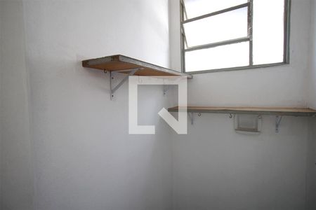 Banheiro de Serviço de apartamento para alugar com 3 quartos, 75m² em Boa Vista, Belo Horizonte