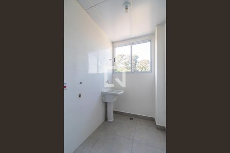 Área de Serviço de apartamento para alugar com 2 quartos, 54m² em Parque Santa Luzia, Barueri