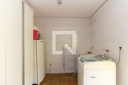 Casa à venda com 206m², 3 quartos e 2 vagasLavanderia
