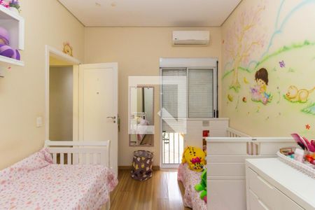 Casa à venda com 206m², 3 quartos e 2 vagasQuarto 2