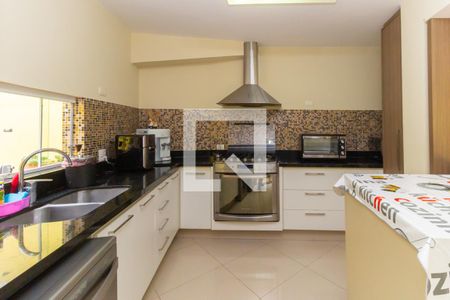 Casa à venda com 206m², 3 quartos e 2 vagasCozinha