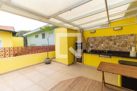 Casa à venda com 206m², 3 quartos e 2 vagasChurrasqueira