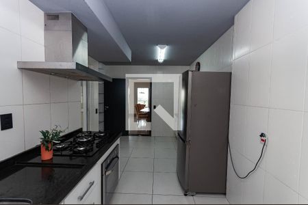Apartamento para alugar com 242m², 3 quartos e 3 vagas Apartamento para alugar com 242m², 3 quartos e 3 vagasCozinha