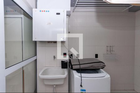 Apartamento para alugar com 242m², 3 quartos e 3 vagas Apartamento para alugar com 242m², 3 quartos e 3 vagasÁrea de Serviço