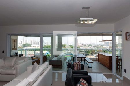 Sala de apartamento para alugar com 3 quartos, 242m² em Água Branca, São Paulo