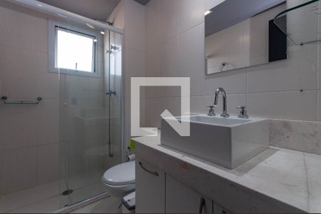 Apartamento para alugar com 242m², 3 quartos e 3 vagas Apartamento para alugar com 242m², 3 quartos e 3 vagasBanheiro do quarto 4 Suíte