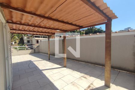 Casa à venda com 180m², 4 quartos e 2 vagas3º Pav