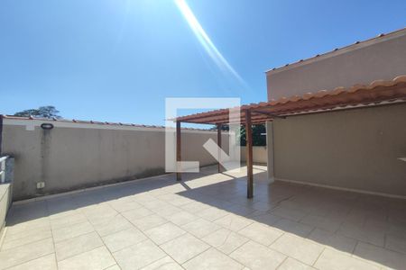 Casa à venda com 180m², 4 quartos e 2 vagas3º Pav