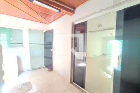Casa à venda com 180m², 4 quartos e 2 vagas1º Pav - Área de Serviço