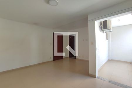 Casa à venda com 180m², 4 quartos e 2 vagas2º Pav - Suite 1